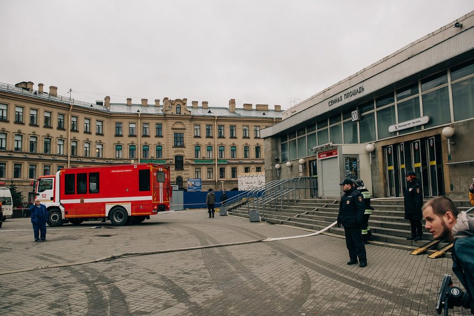 Теракт в петербургском метрополитене фото