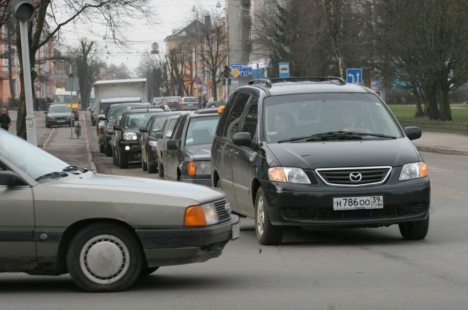 Скорость автомобиля в городе