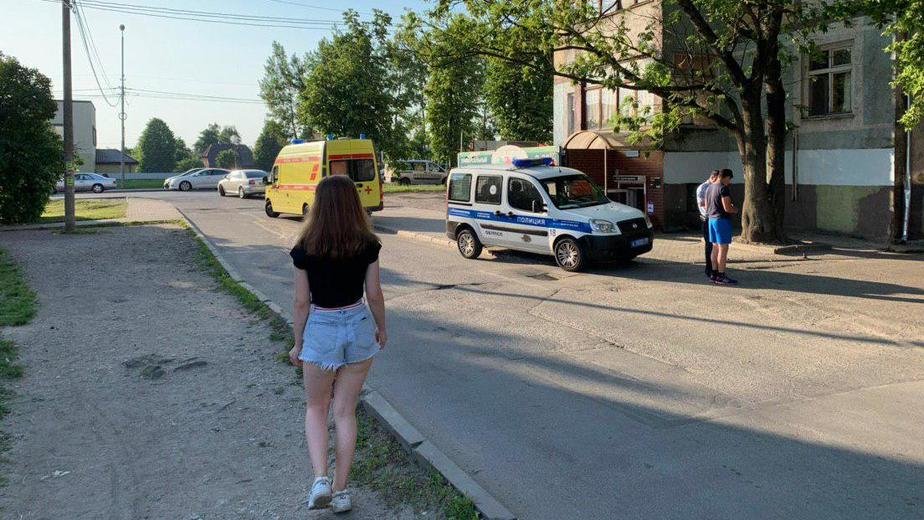 Упала фотография с полки примета и не разбилась