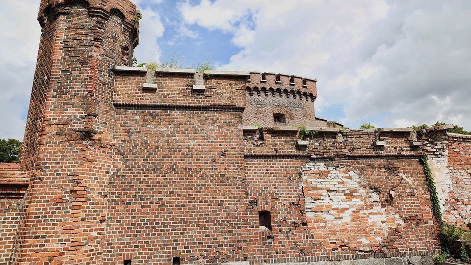 Башня врангеля в калининграде фото