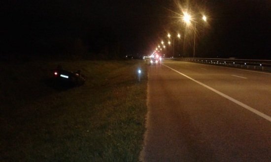 В Гурьевском районе перевернулись два автомобиля, пострадали три человека - Новости Калининграда | Фото: пресс-служба регионального УМВД В Гурьевском районе перевернулись два автомобиля, пострадали три человека - Новости Калининграда | Фото: пресс-служба регионального УМВД