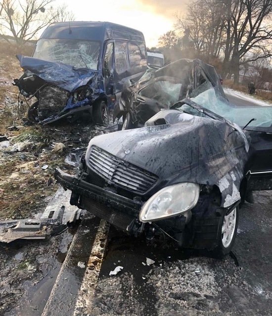 В Багратионовском районе разбился насмерть водитель Mercedes - Новости Калининграда | Фото: очевидец В Багратионовском районе разбился насмерть водитель Mercedes - Новости Калининграда | Фото: очевидец