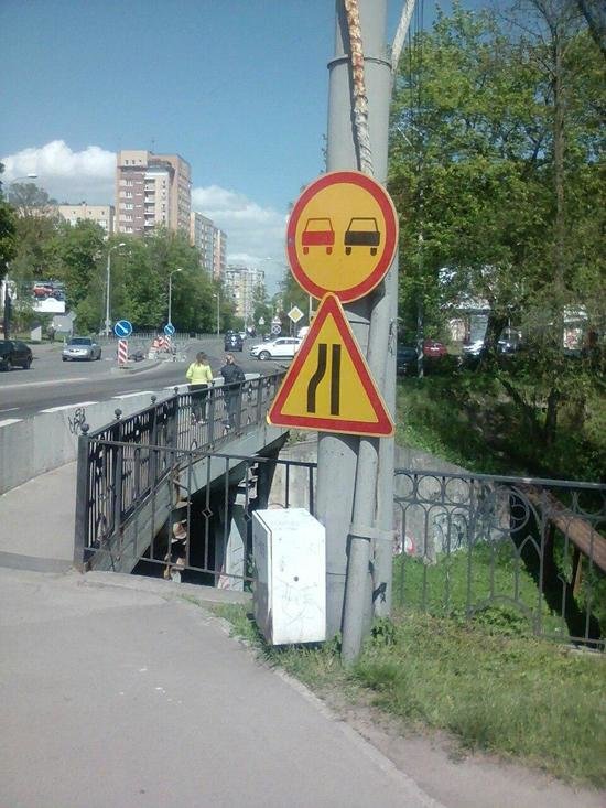 В начале ул. Гагарина запретили поворот налево - Новости Калининграда | Фото: читатель "Клопс" В начале ул. Гагарина запретили поворот налево - Новости Калининграда | Фото: читатель "Клопс"