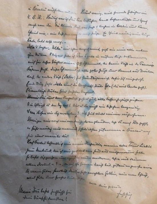 "Моя жена передаёт привет": калининградец во время ремонта нашёл письмо на немецком - Новости Калининграда | Фото: Дмитрий Смирнов "Моя жена передаёт привет": калининградец во время ремонта нашёл письмо на немецком - Новости Калининграда | Фото: Дмитрий Смирнов