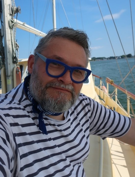 Историк моды Александр Васильев прокомментировал идею ввести дресс-код для зеленоградских туристов - Новости Калининграда | Фото: Александр Васильев Историк моды Александр Васильев прокомментировал идею ввести дресс-код для зеленоградских туристов - Новости Калининграда | Фото: Александр Васильев
