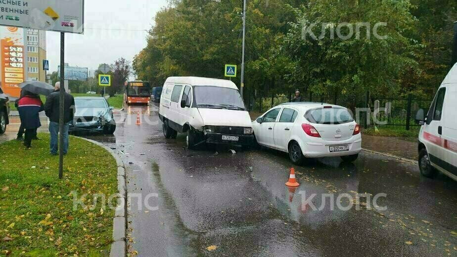 20 машин столкнулись сегодня