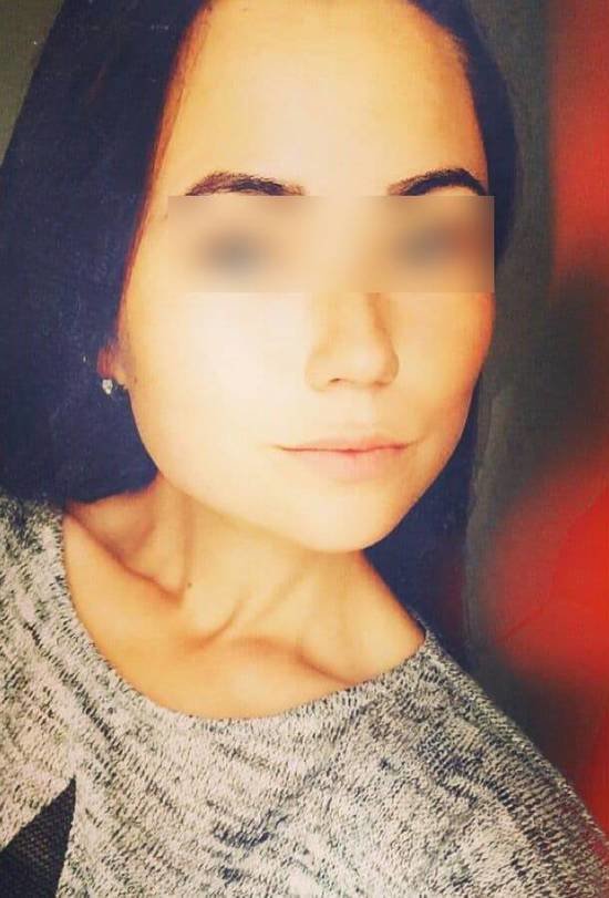 "Бил так, что нож погнулся": близкие убитой под Неманом 21-летней продавщицы рассказали о трагедии - Новости Калининграда | Фото из архива семьи Юлии С. "Бил так, что нож погнулся": близкие убитой под Неманом 21-летней продавщицы рассказали о трагедии - Новости Калининграда | Фото из архива семьи Юлии С.