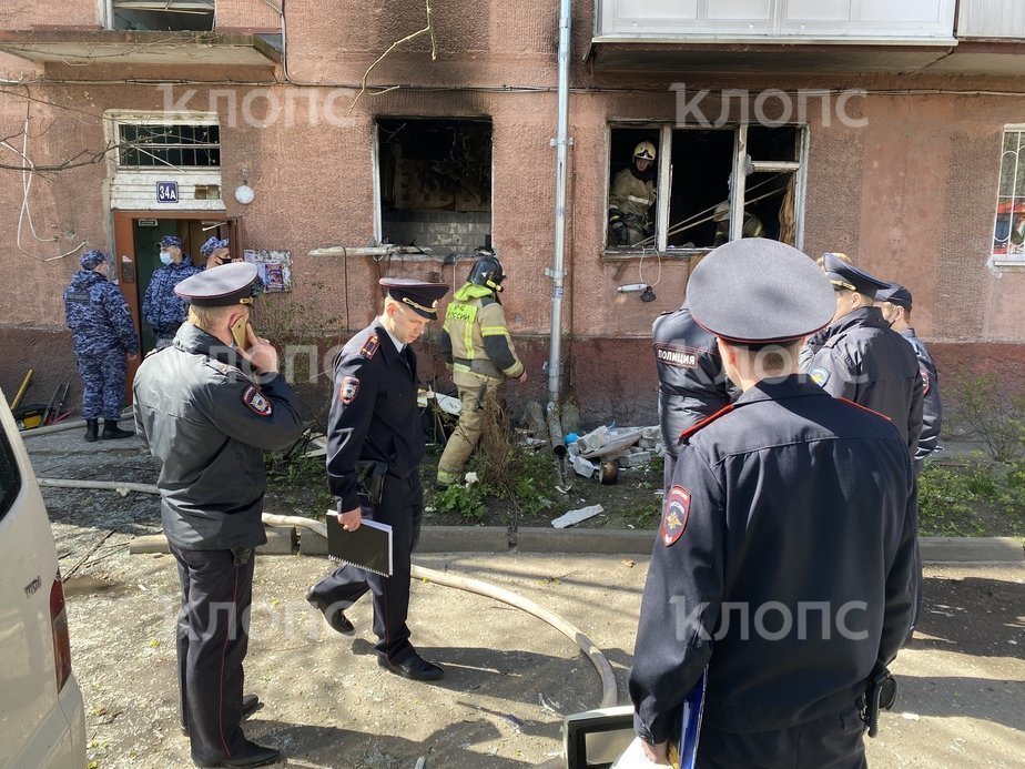 Очевидцы: на Леонова в жилом доме взорвался газ (обновлено) - Новости Калининграда | Фото: Александр Подгорчук / «Клопс» Очевидцы: на Леонова в жилом доме взорвался газ (обновлено) - Новости Калининграда | Фото: Александр Подгорчук / «Клопс»