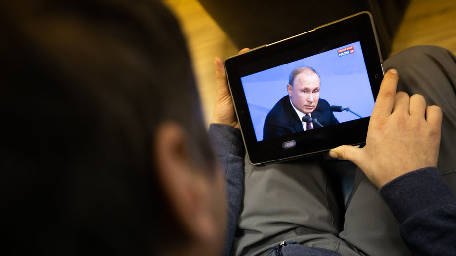 Путин потребовал ввести 100% оплату больничных для родителей дошкольников - Новости Калининграда | Архив «Клопс» Путин потребовал ввести 100% оплату больничных для родителей дошкольников - Новости Калининграда | Архив «Клопс»