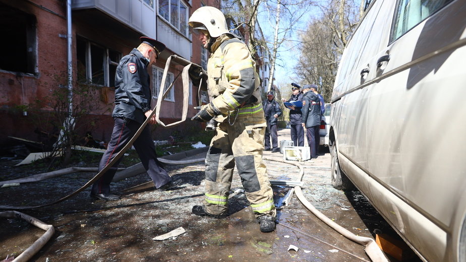 Первые минуты после локализации пожара | Фото: Александр Подгорчук /«Клопс» Первые минуты после локализации пожара | Фото: Александр Подгорчук /«Клопс»