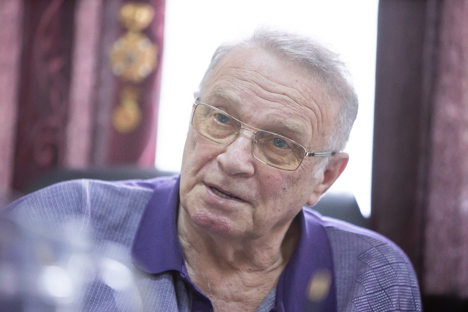 Калининградский режиссёр Михаил Салес: Я и ненавижу театр и люблю его, это диагноз - Новости Калининграда | Фото: Александр Подгорчук / «Клопс» Калининградский режиссёр Михаил Салес: Я и ненавижу театр и люблю его, это диагноз - Новости Калининграда | Фото: Александр Подгорчук / «Клопс»
