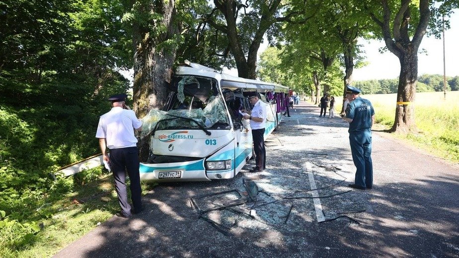 Пострадавших в ДТП с пассажирским автобусом под Янтарным госпитализировали в 3 больницы Калининграда - Новости Калининграда | Фото: Александр Подгорчук Пострадавших в ДТП с пассажирским автобусом под Янтарным госпитализировали в 3 больницы Калининграда - Новости Калининграда | Фото: Александр Подгорчук