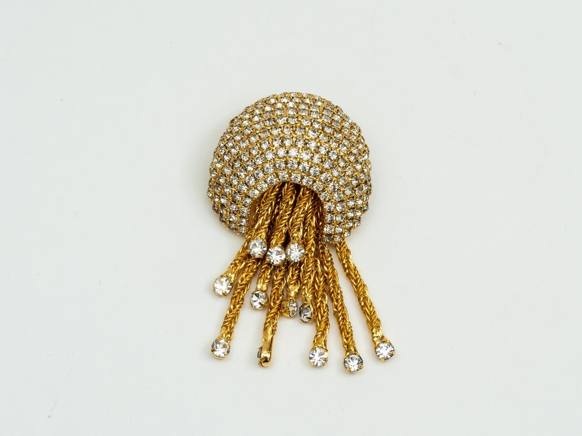 Брошь «Медуза». Из комплекта «Медузы». «Kramer». 1950-е. США. Металл, стразы; литьё, скань