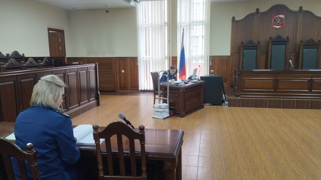 Объём уголовного дела составляет более 10 томов 