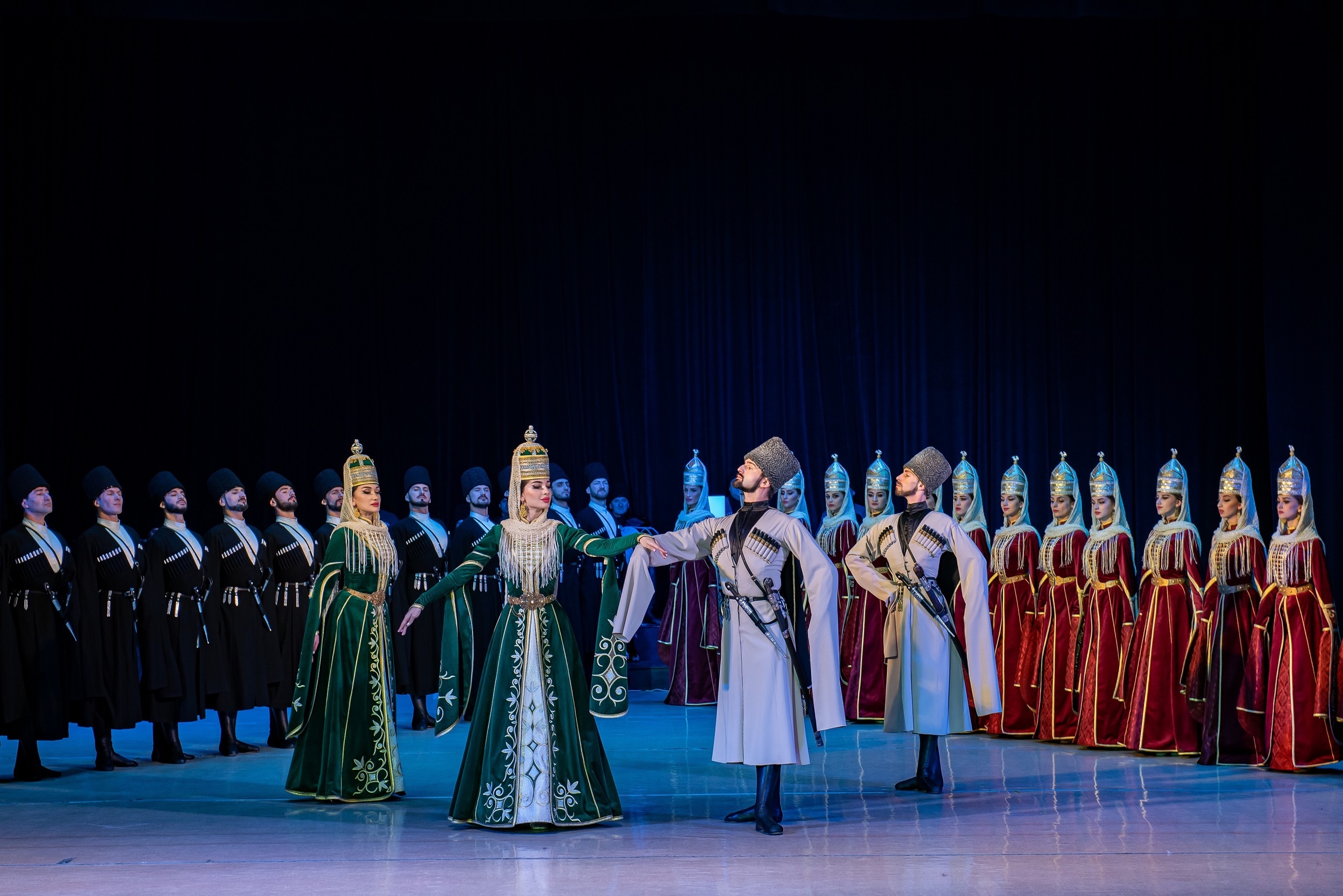 Государственный академический ансамбль народного танца Адыгеи «Нальмэс»