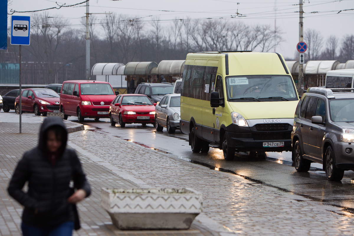 Может ли водитель автобуса осуществить остановку в месте не предусмотренном схемой маршрута