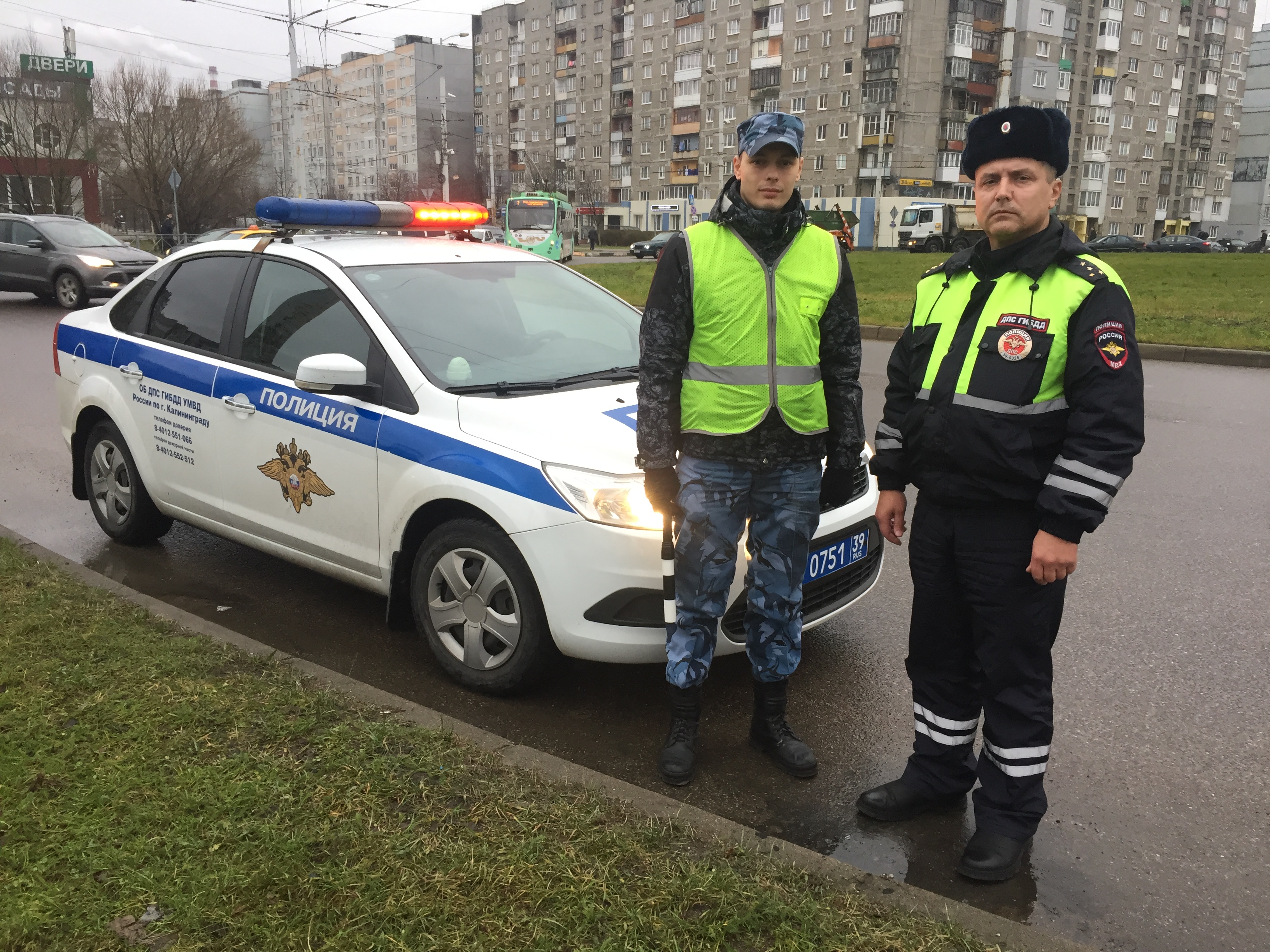 Вызвать дпс. ДПС Калининград. Молодые ДПС. Инспектора ГИБДД Калининград. Полиция Калининград.